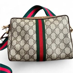Gucci Beige and Green Signature crossbody Bag